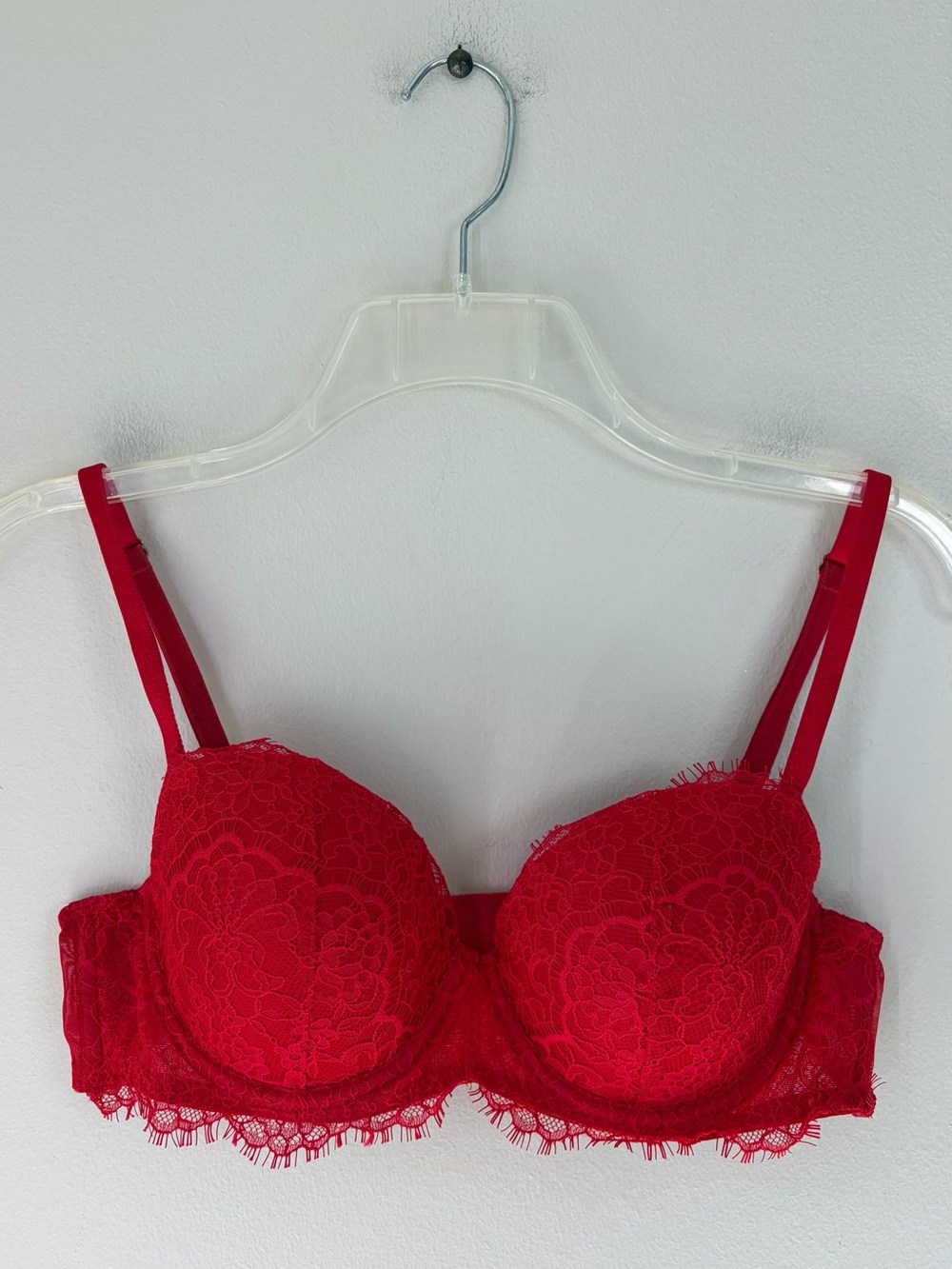 Victoria’s Secret 36B Red Lace Dream Angels Lined Demi Bra